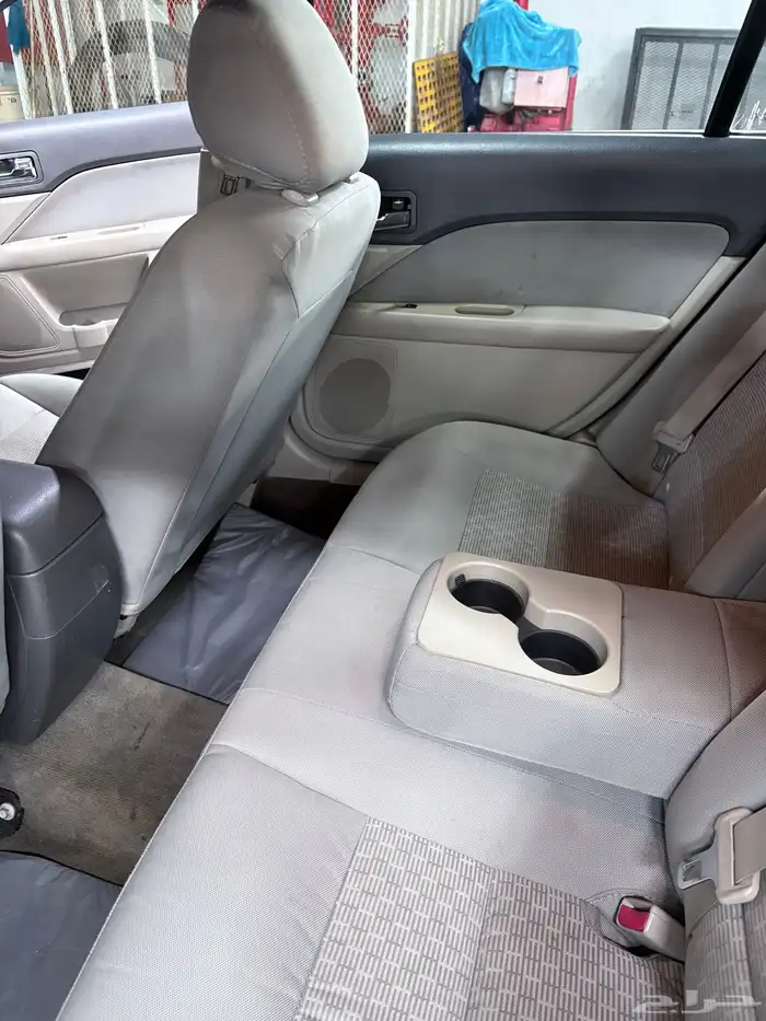 فورد فيوجن 2012 11