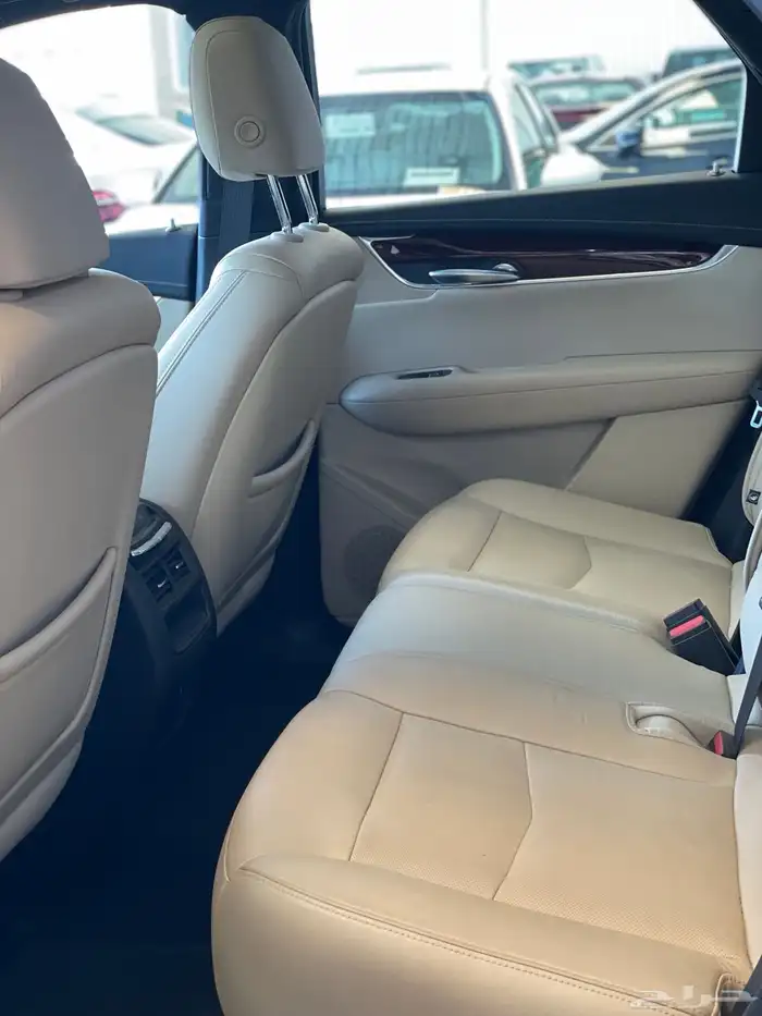 كاديلاك 2019 9