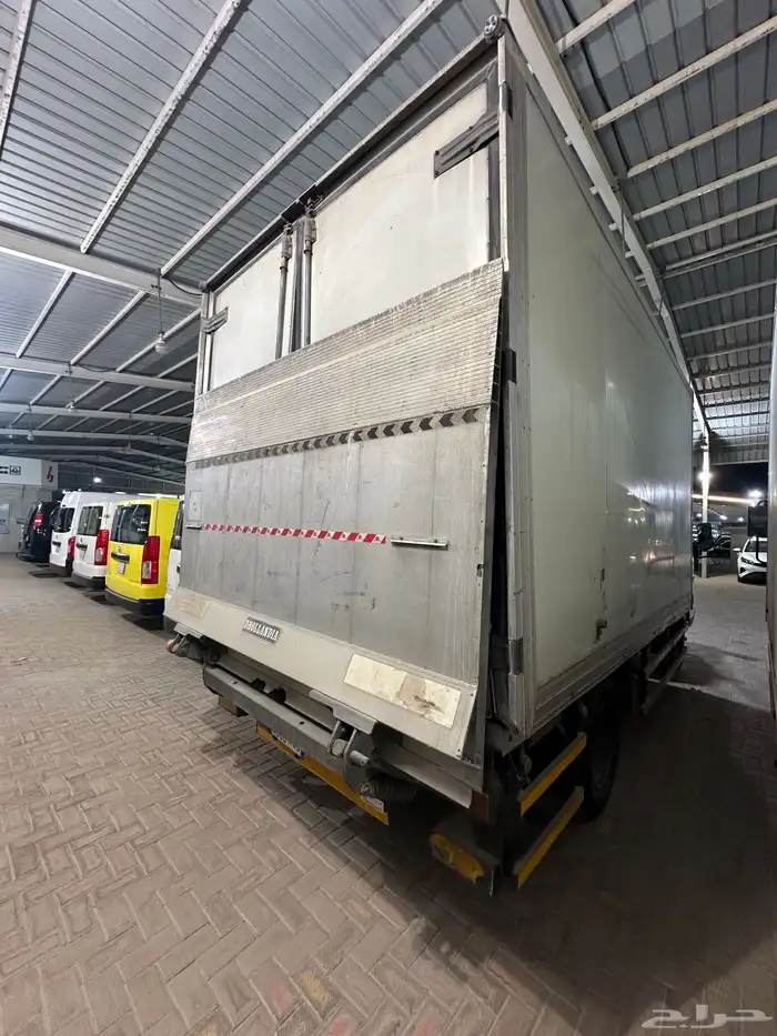 دينا مستوبيشي 2021 حافضة مكينة كبير 2