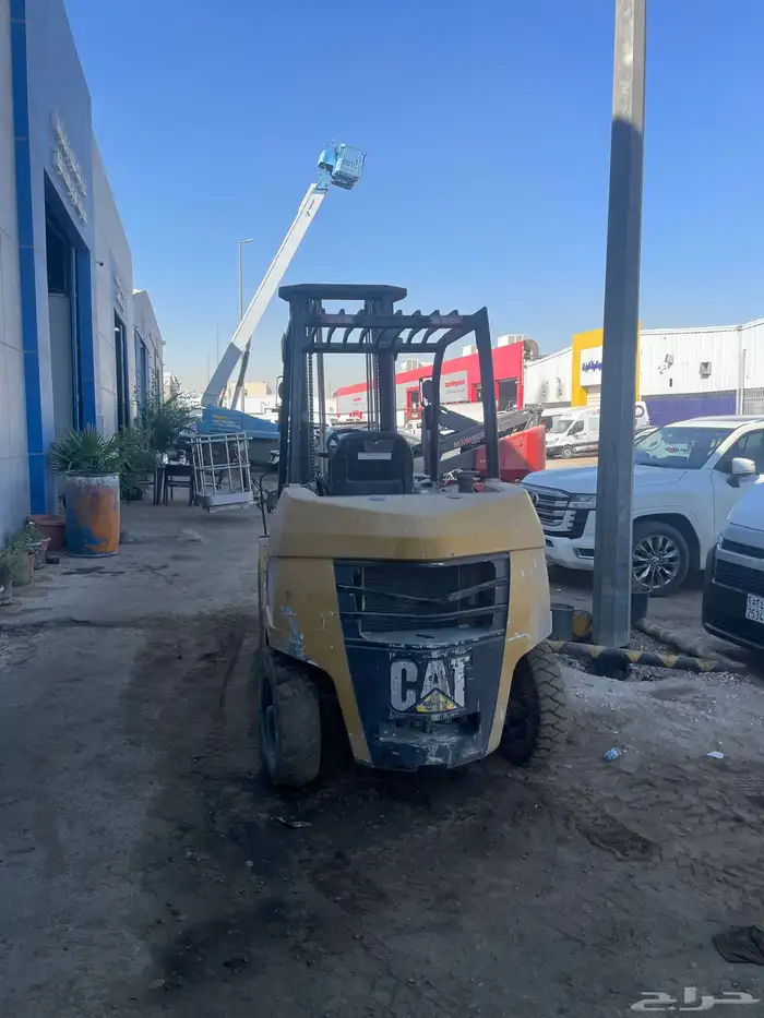 رافعه شوكيه كتر بلر 4طن للبيع 1