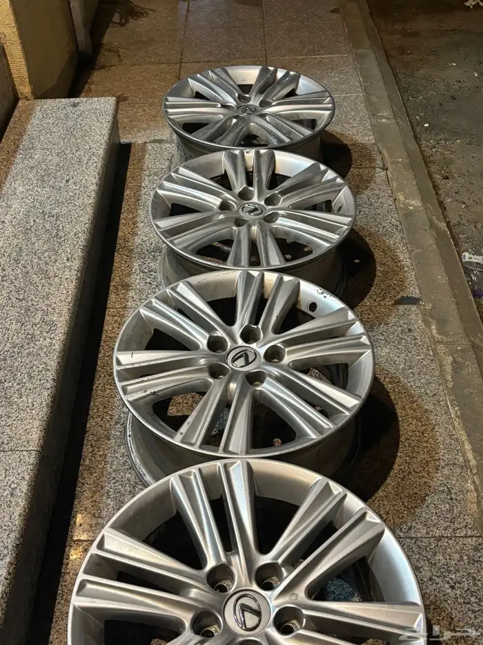 جنوط لكزس موديل 2015 وكالة 3