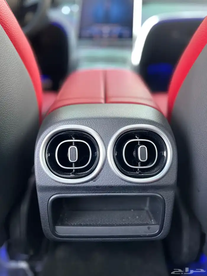 مرسيدس C200 2023 فل كامل 19