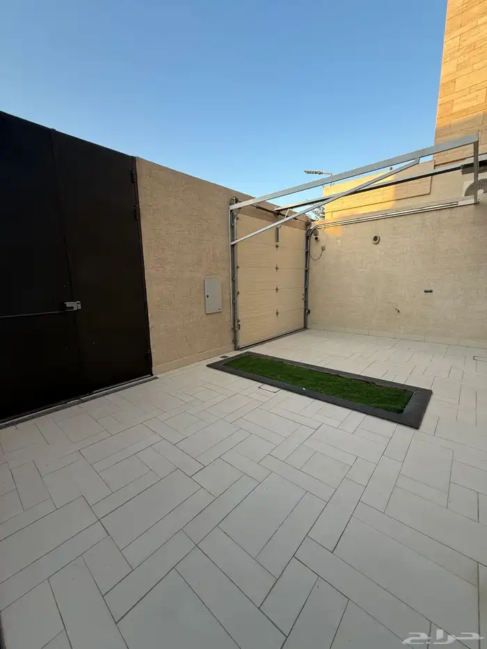 فيلا للإيجار بالعارض 4