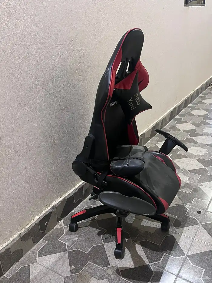 كرسي قيمنق من شركه PRO 3