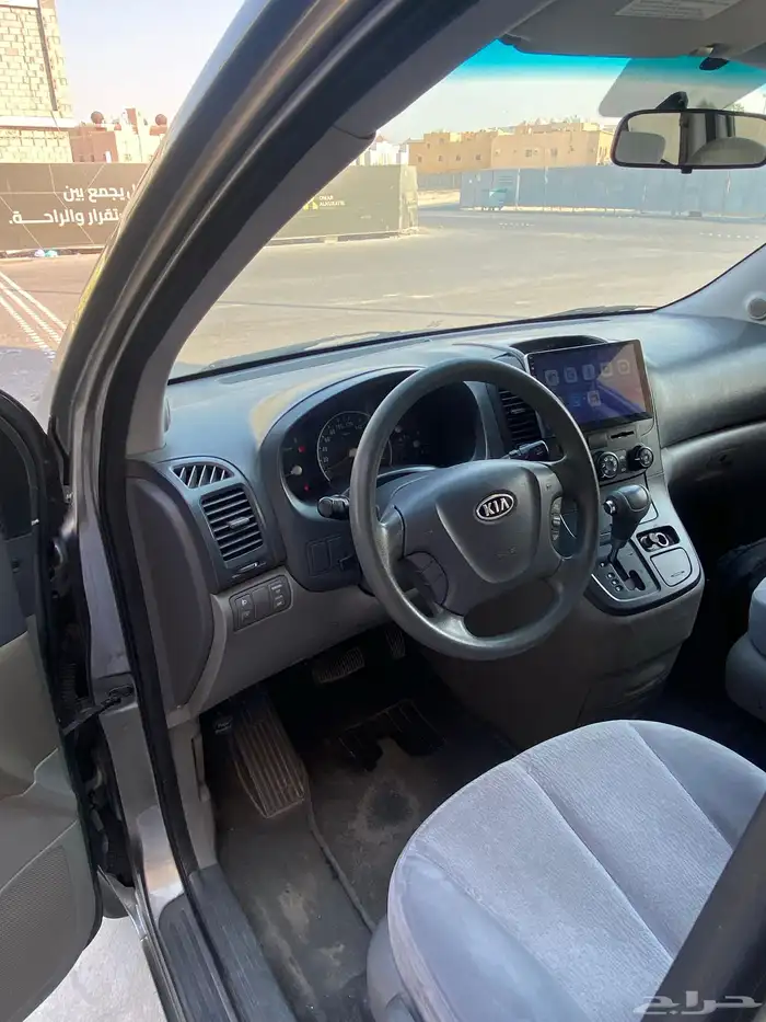 كيا كرنفال 2012 9