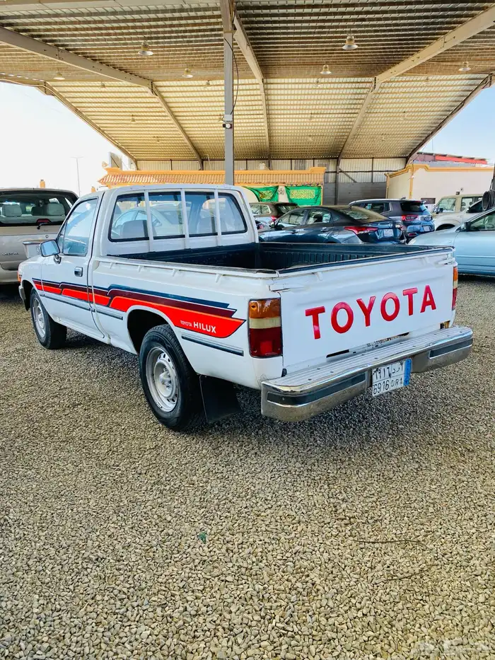 هايلوكس 1990 7