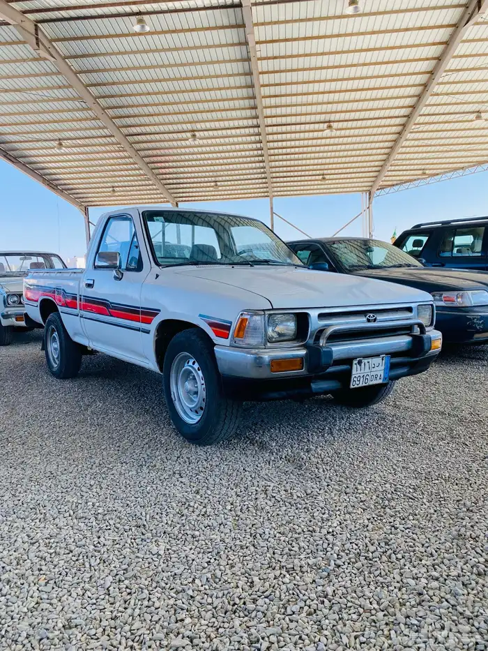 هايلوكس 1990 0