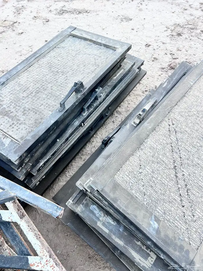 للبيع حديد و الامنيوم 4