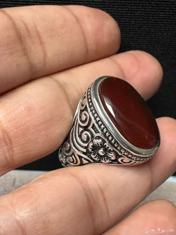 خاتم فضة عيار 990 صياغة عارف عقيق يماني احمر زجاجي مزعفر 5