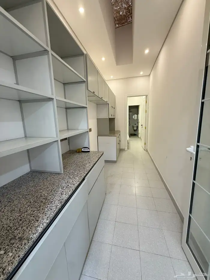 فيلا للإيجار بالعارض 19