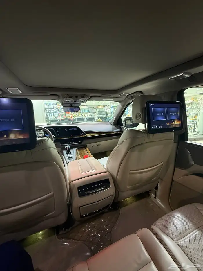 كديلاك اسكليد اسبورت بلاك اديشن 10