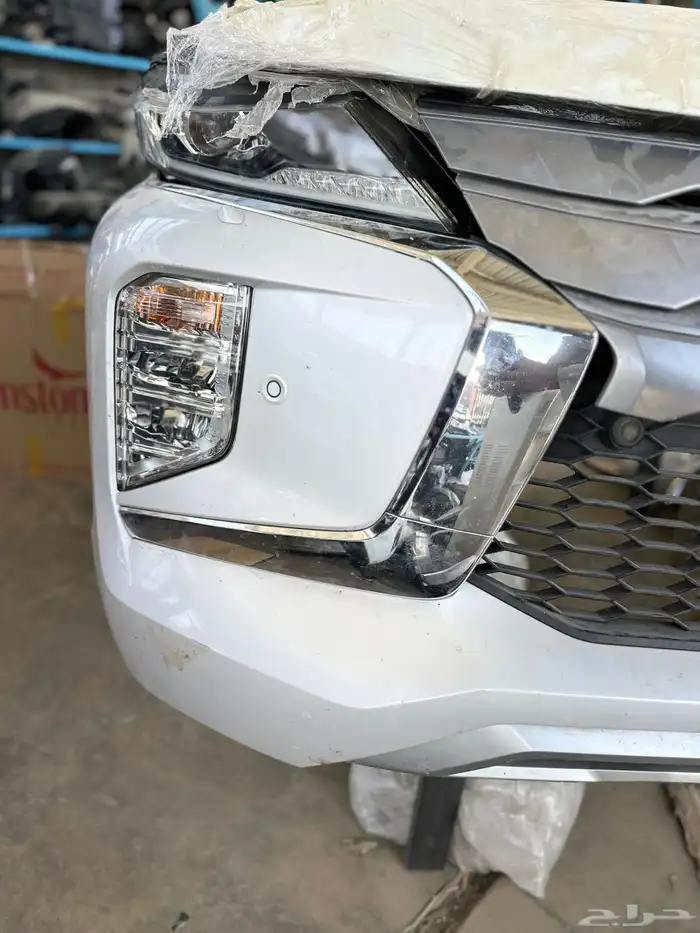 وجيهة ميستوبيشي مونتيرو من موديل 2021 الى 2025 5