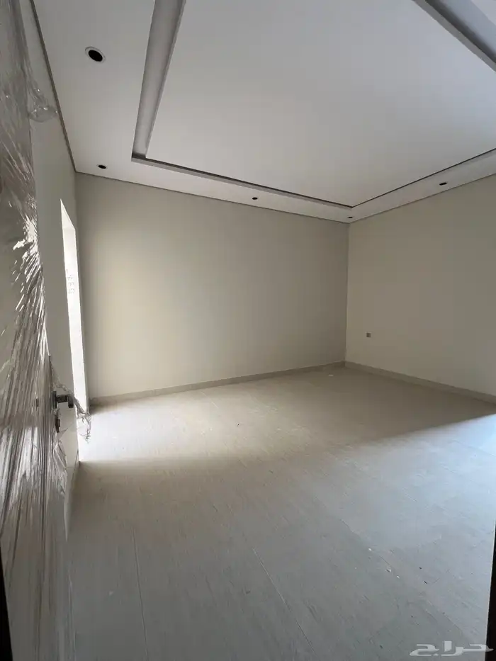 للبيع دور جديد شغل ممتاز للغاية بالعوينة المربع الذهبي 9