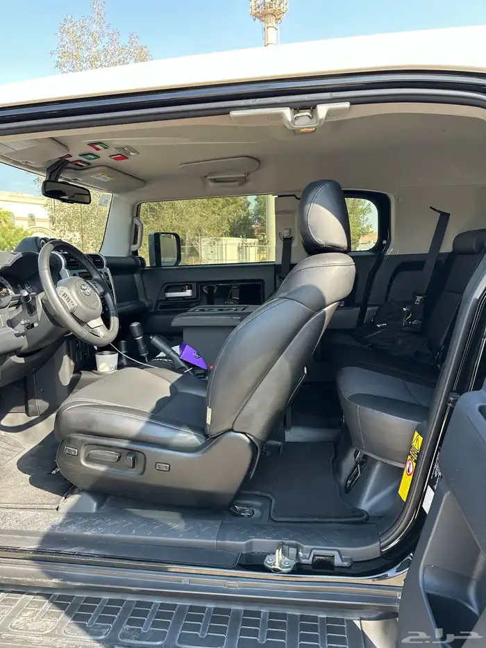 تويوتا اف جي 2023 مخزن 5