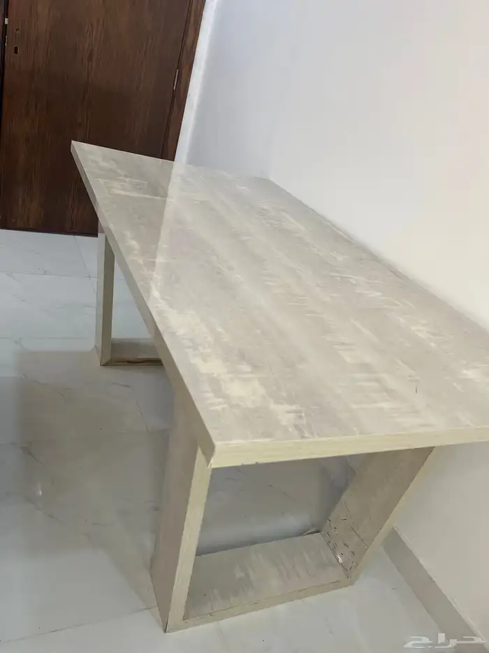 طاوله طعام فقط 1