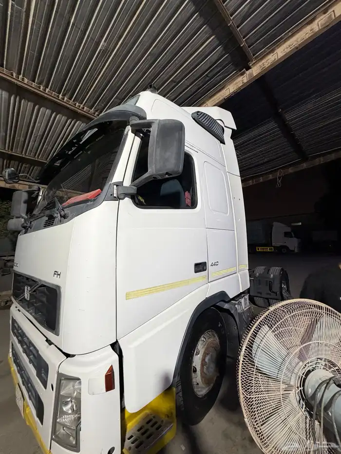 شاحنات Volvo 2007 للبيع 16