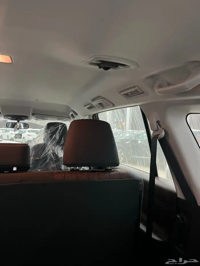 تويوتا انوفا GL 2.0 بنزين 2026 6