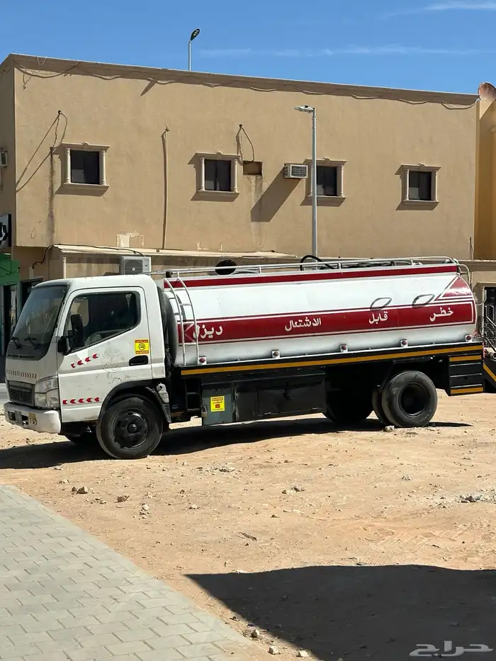 عندي دنه ديزل ايجار شهري مع سواق ابحث عن شركات 0