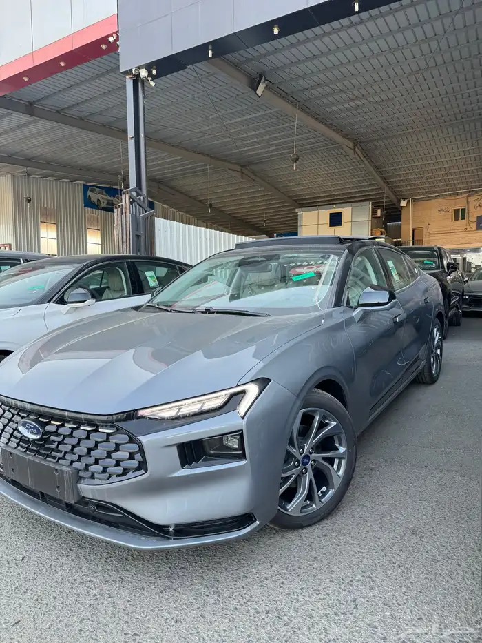 فورد تورس تيتانيوم فل كامل 2026 0