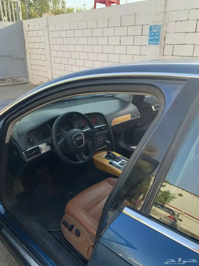 Audi clean and maintained 1