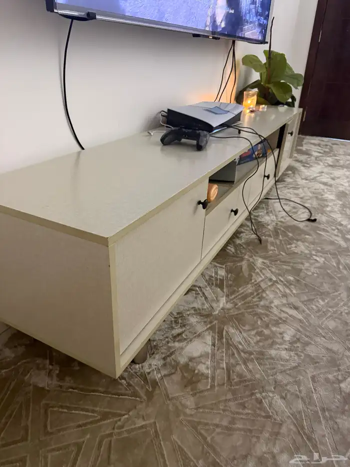 للبيع أثاث نظيف جد ا شبه جديد 9