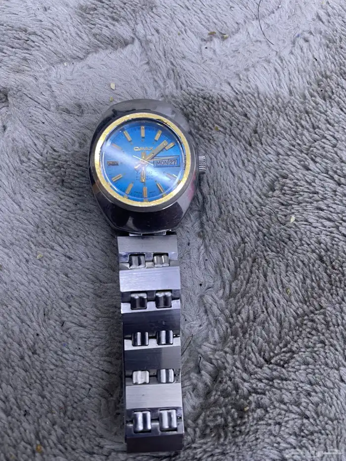 ساعة اتوماتيك قديمة للبيع 1