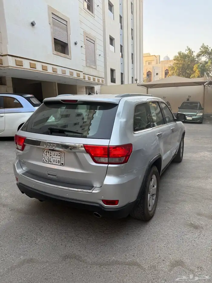 جيب شيروكي 2011 3