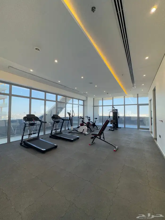 للإيجار شقة جديدة في برج جود 5   مؤثثة بالكامل 15