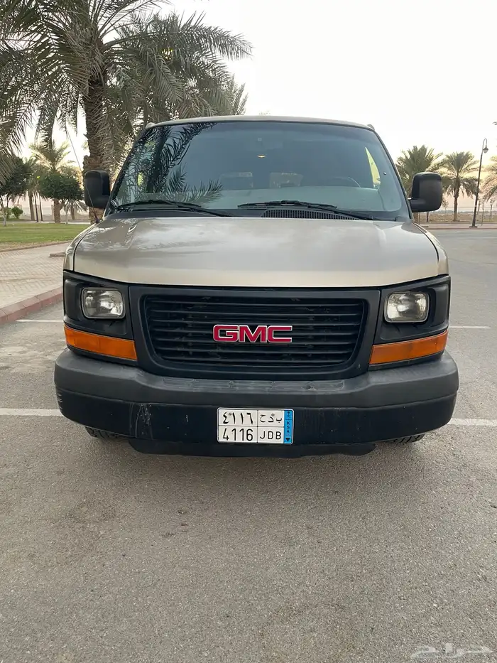 للبيع فان سافانا جي ام سي 2011م 12 راكب شاص قصير 2