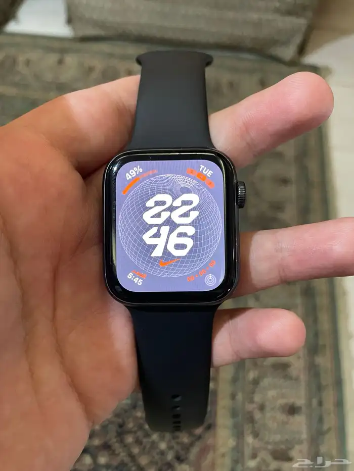 ساعة ابل se مقاس 44 5