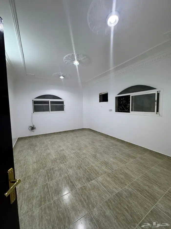 شقة للايجار حي النهضة قريب سلمان الفارسي 2