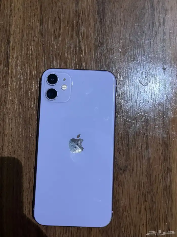 ايفون 11العادي نضيف مافيه ولا خدشه ناسي ايكلود 0