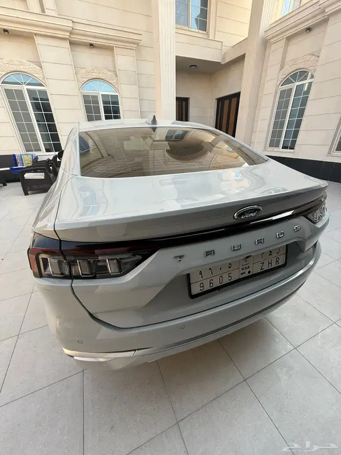 للبيع فورد تورس شبه وكاله 3