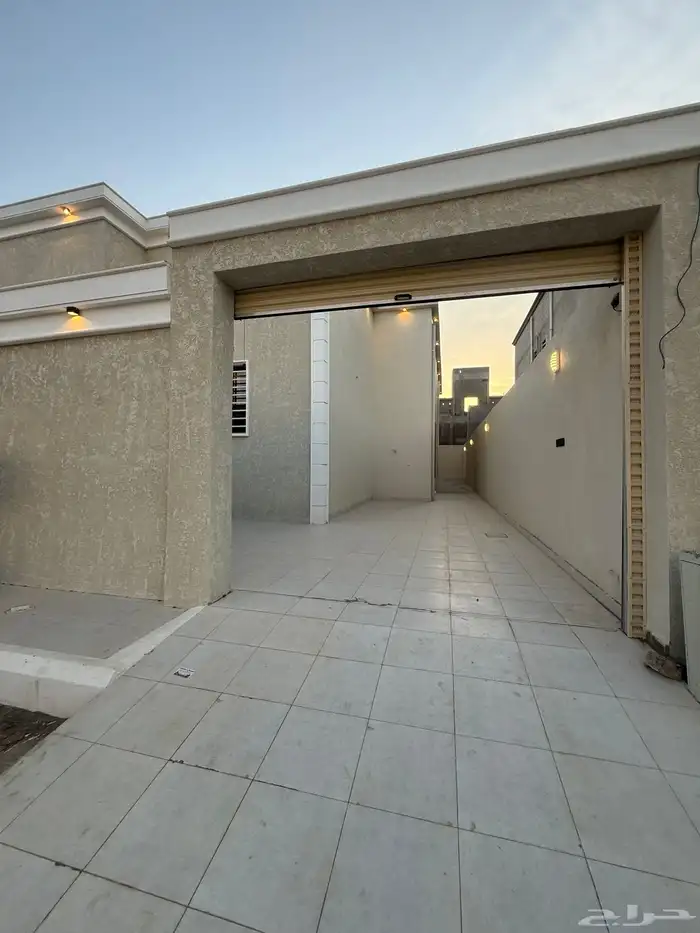 للبيع دور مستقل ارض كامله مخطط دره الخميس طريق الصناعيه 1