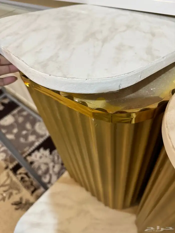 للبيع طاولات استخدام نظيف وحشمه 2