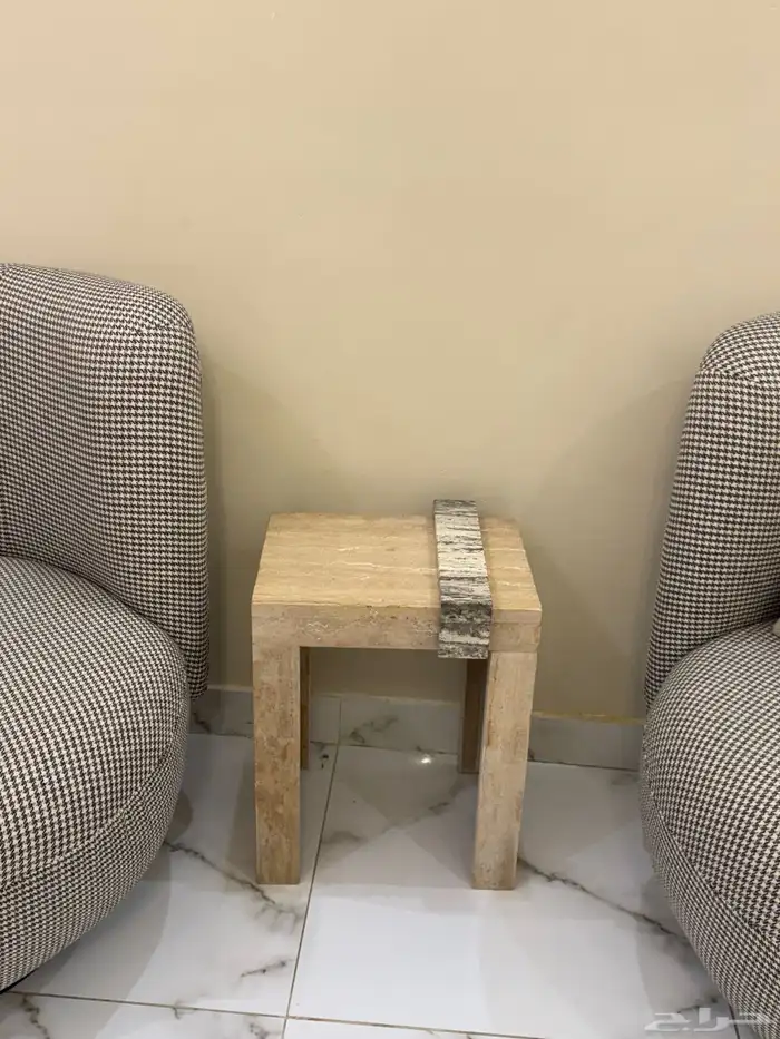 طاوله رخام ترافنتيو طبيعي معالج بحزام متحرك 3