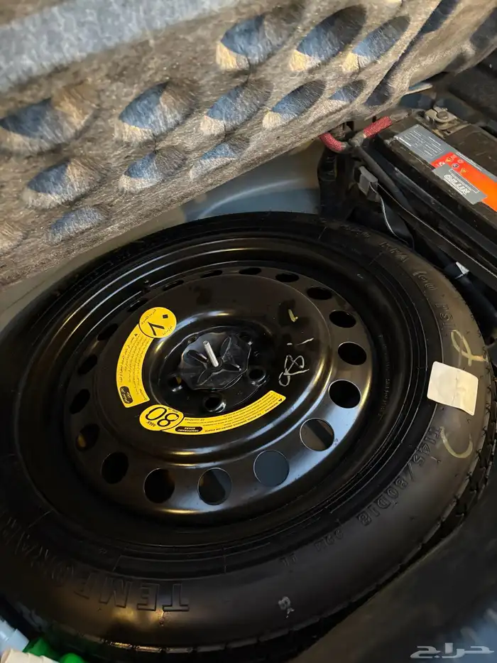 للبيع كرايزلر 2014 اكزكتيف V8 46