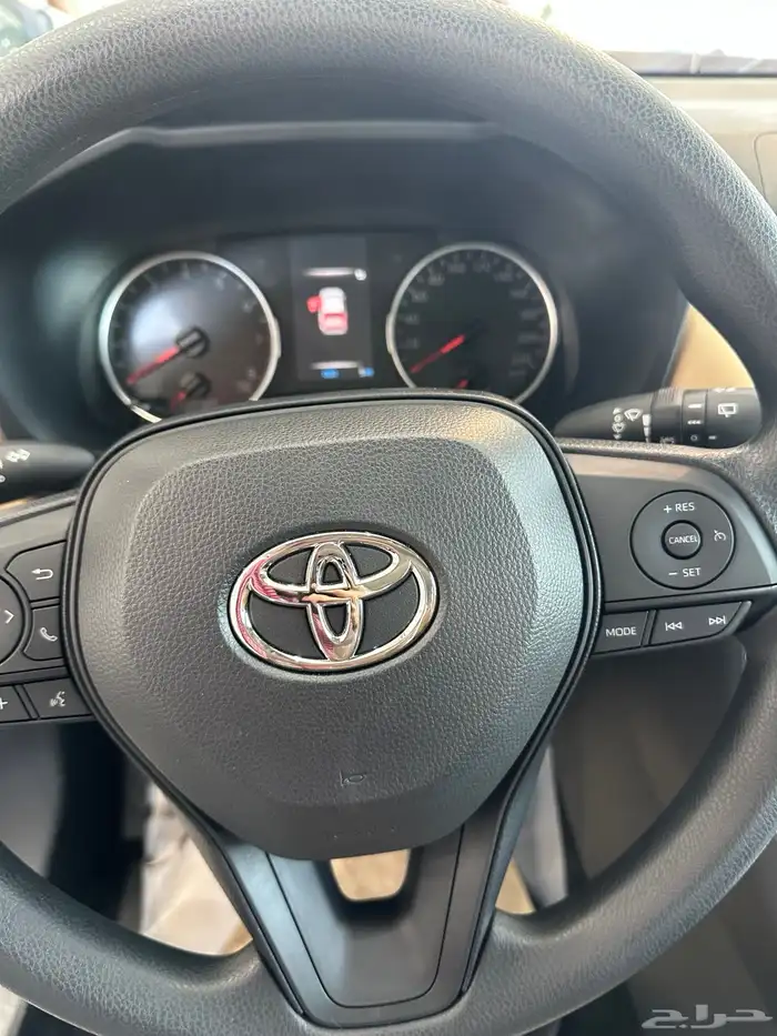 راف فور LE 4 2 2025 رمادي اصفار عبداللطيف جميل 6