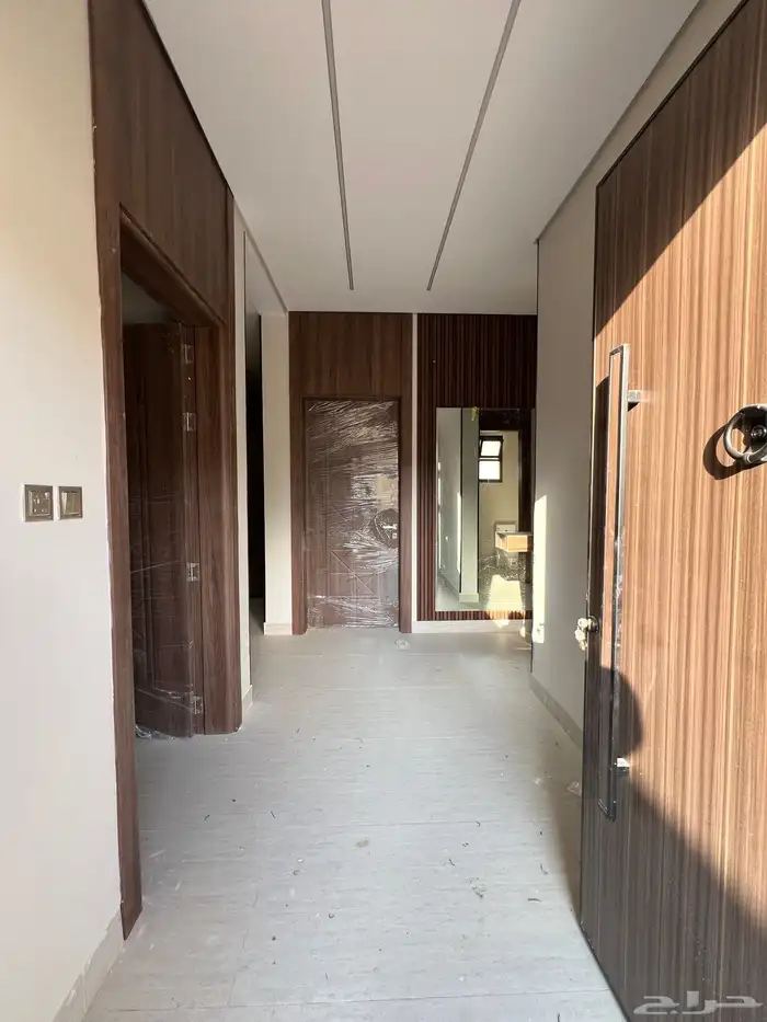 للبيع دور جديد شغل ممتاز للغاية بالعوينة المربع الذهبي 7