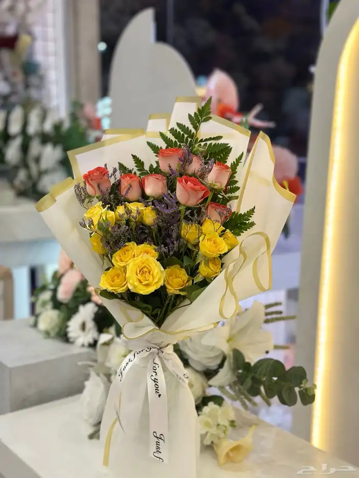 نجهز لك غرف العرسان ومناسبات راقيه بالورد والشموع 5