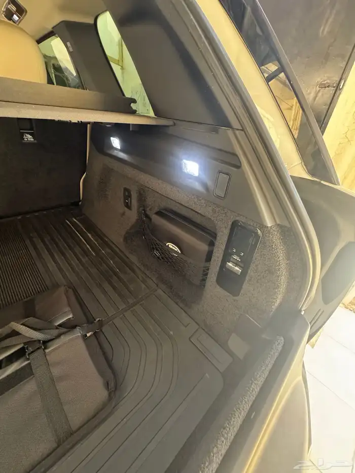 للبيع رنج روفر 2023 امريكي 16