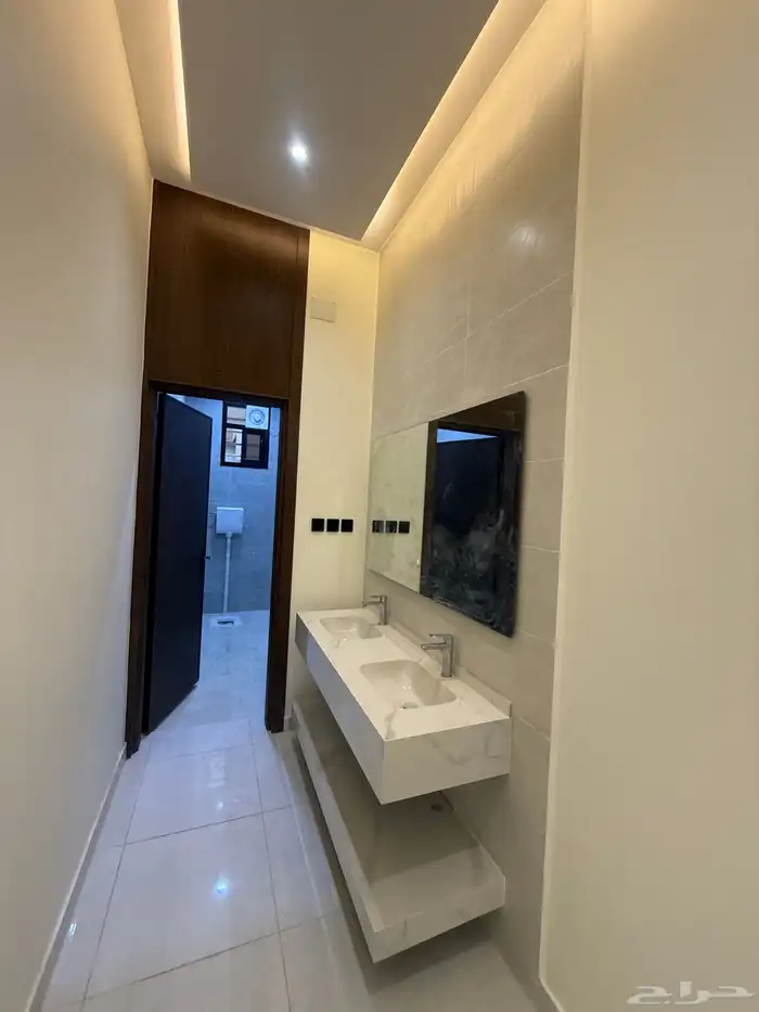 للبيع دور مستقل ارض كامله مخطط دره الخميس طريق الصناعيه 5