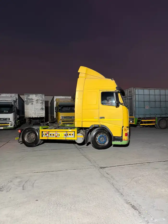 شاحنات Volvo 2007 للبيع 2