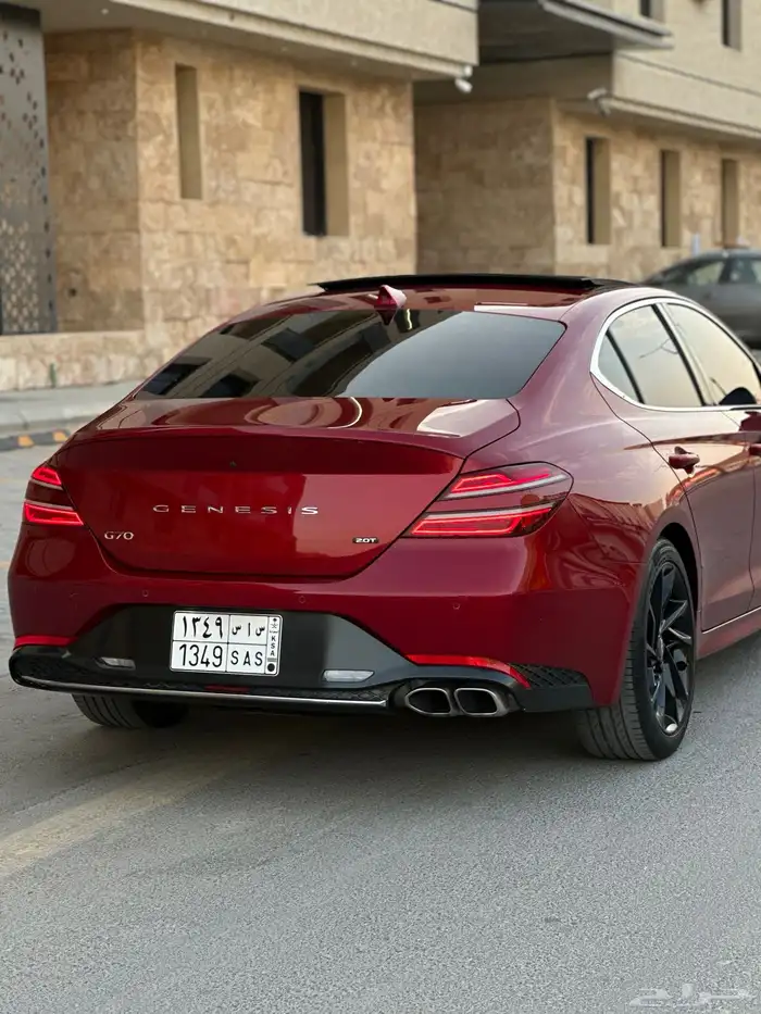 جينسس G70 2021 8