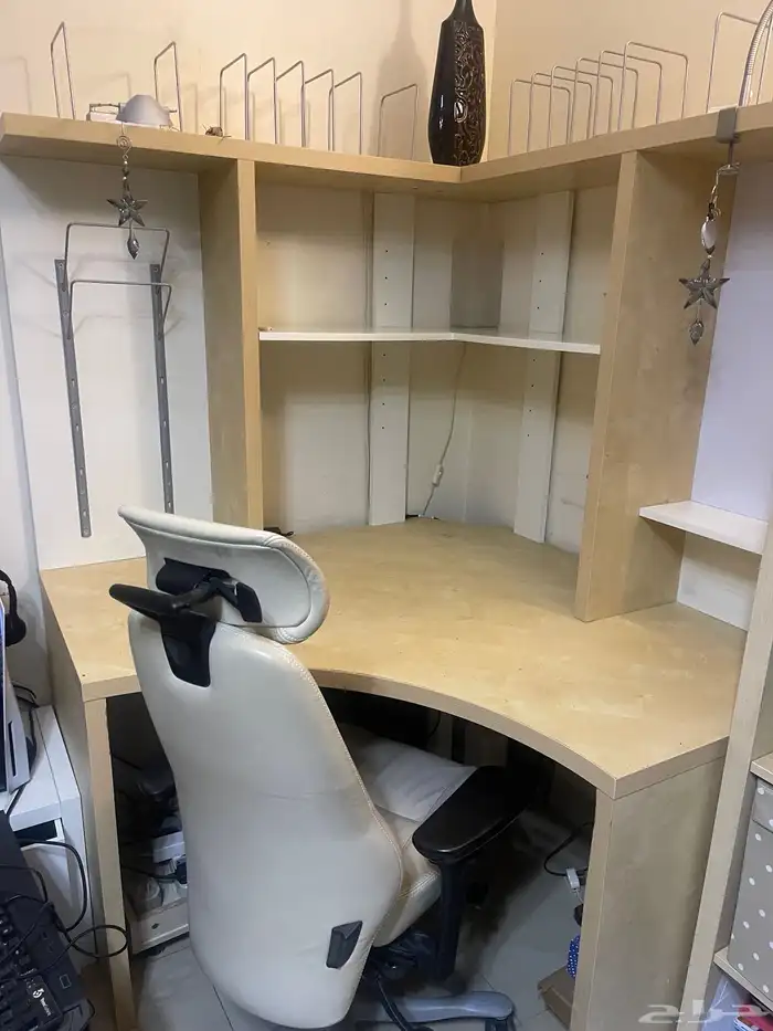 مكتب مع كرسي 4