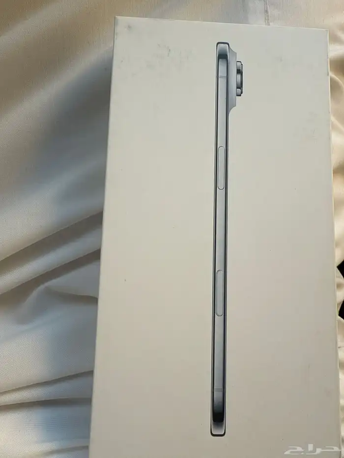 ايفون اير 17 0