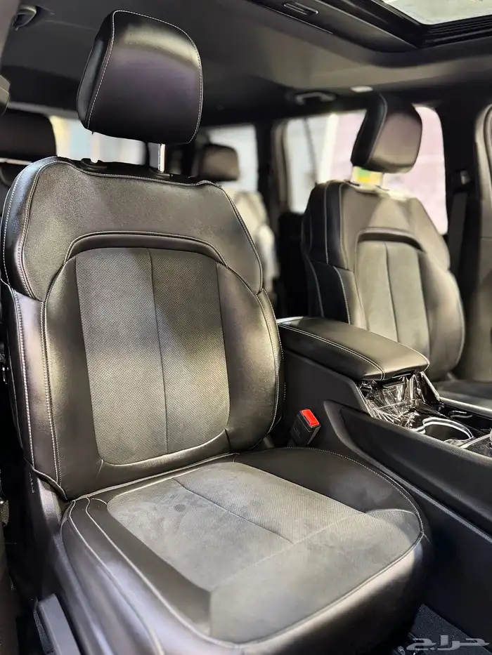 جيب jeep (اصفار) موديل 2023 23