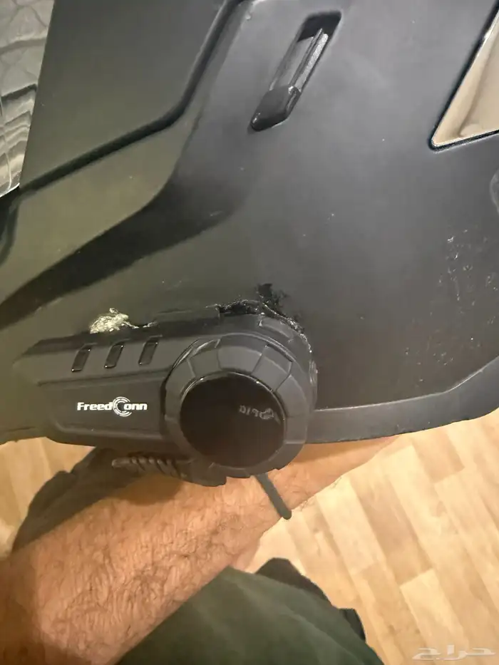 خوذة ايكون اسود مطفي 4