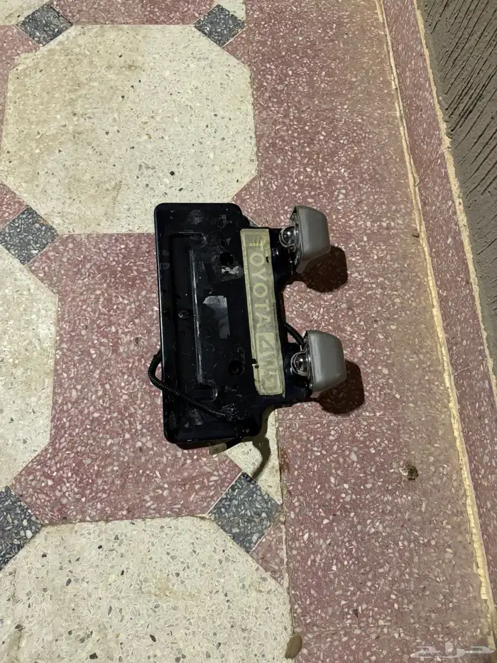 قاعدة لوحة جيب رببع تيوتا 10