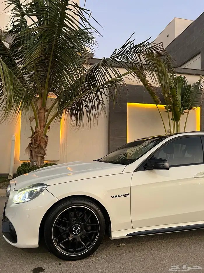 للبيع مرسيدس 2010 E350 8